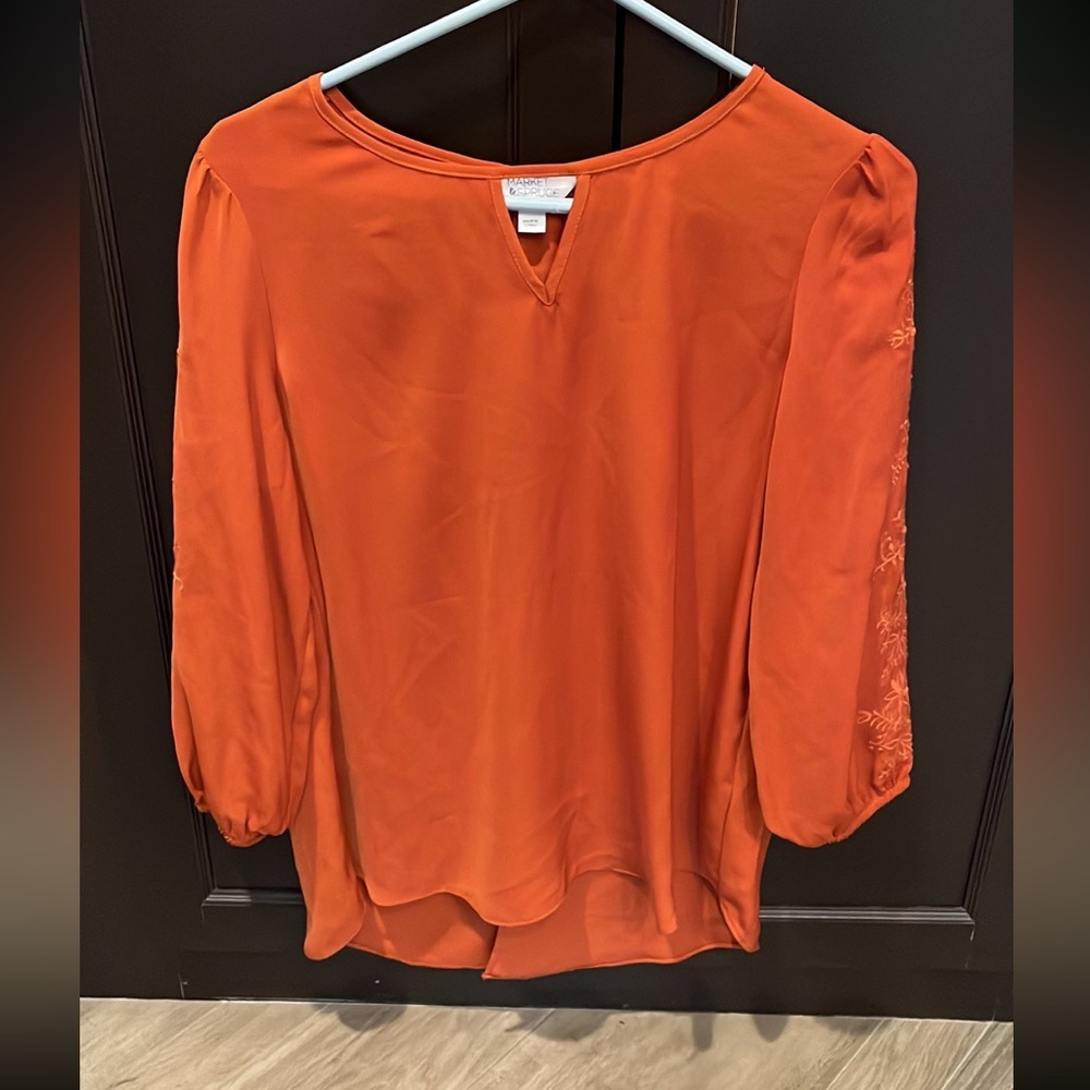 Market & Spruce Hersten Embroidery Detail Top